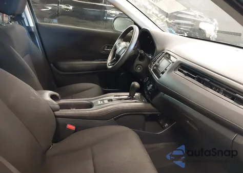 2017 Honda Hr-V Lx z USA, uszkodzony, nr VIN 3CZRU6H36HG701012